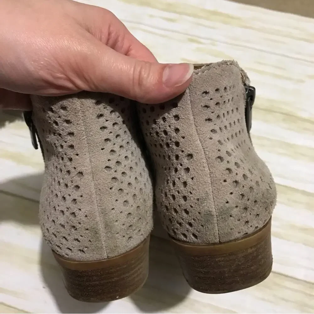 Lucky Brand Gray Tan Leather Suede Perforated Cut Out‎ Ankle Boots Booties 8.5